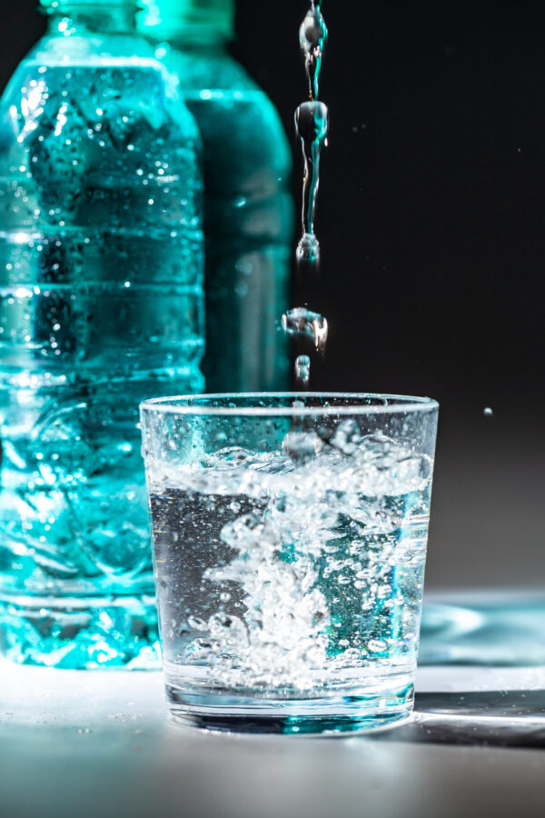 Mineralwasser mit Kohlensäure 0,5L